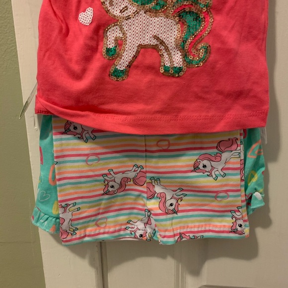 *2 for $20* 4 piece unicorn outfit set - Picture 3 of 5